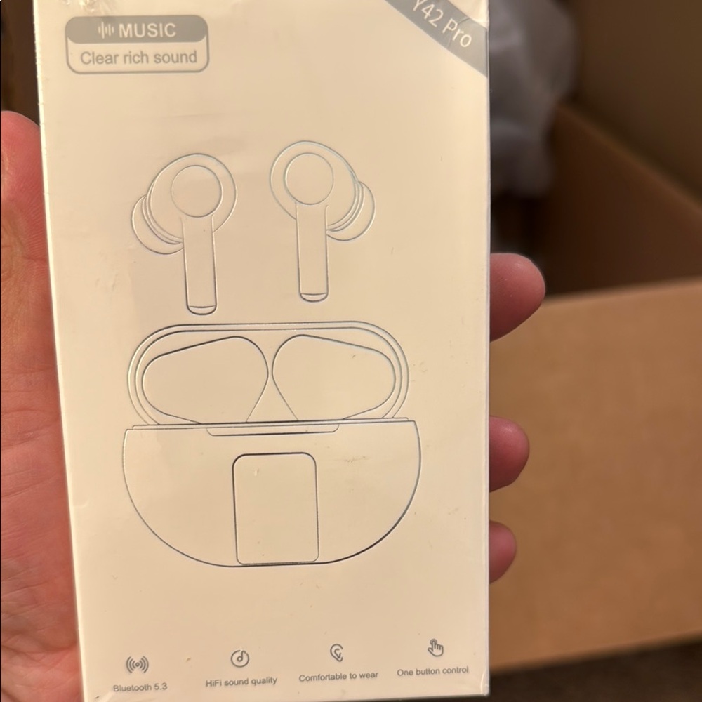 Source Unknown T42 Pro Earbud Headphones
